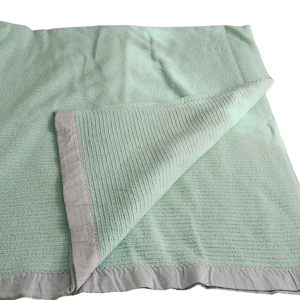 Vintage Blanket Waffle Weave‎ Acrylic Light Green Mint Nylon Trim Appx 86x78